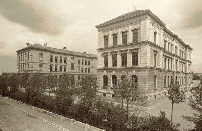 Helmut Haller und die Martinschule